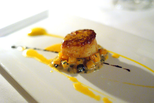 Seared diver scallops