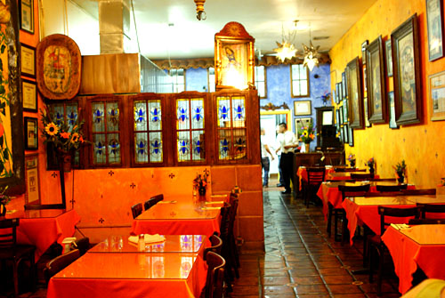 La Casita Mexicana Interior