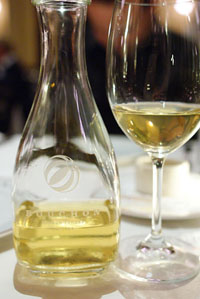 Vin de Carafe-Jonata Chardonnay