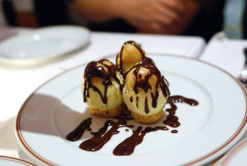 Profiteroles