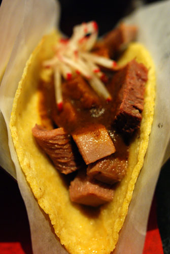 Lengua Guisada Taco