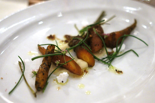 HEIRLOOM CARROTS RESCOLDO STYLE, IN ROOT EMBERS