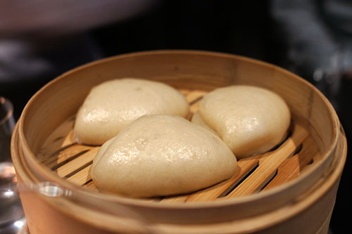 Whole Roasted Duckling 'Peking Style' with Traditional Garnishes