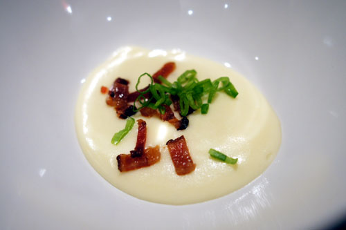 wisco cheddar potato puree. bacon. scallion.