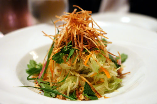 green PAPAYA, crispy taro, rau ram, fried shallots, peanuts