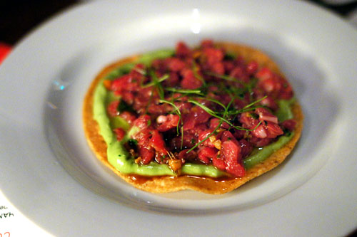 Steak tartar tostada