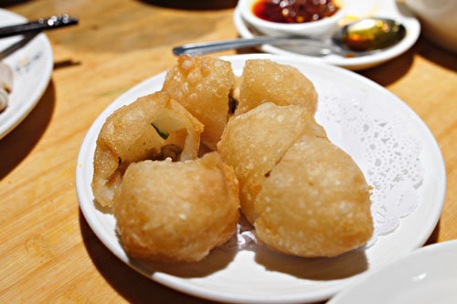 Glutinous dumpling with diced pork