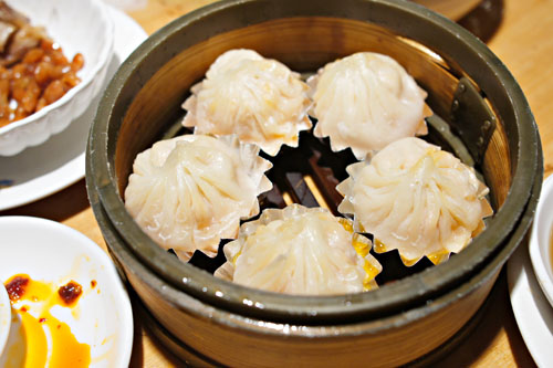 Shanghai Crab Roe Steamed Pork Dumplings