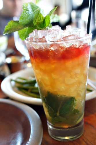 Queen's Park Swizzle