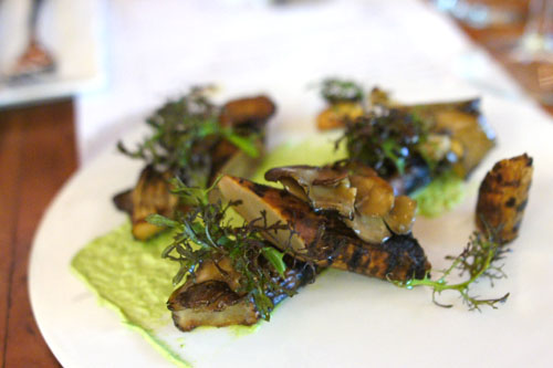 Tree in the forest: confit of salsify, crispy maitake mushrooms with garlic & herbs