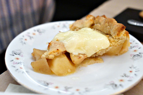 apple pie, hooks cheddar