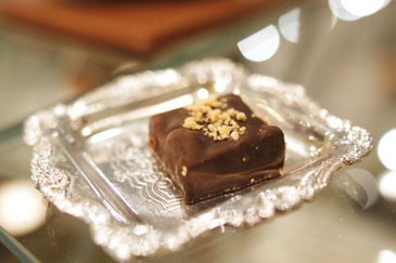 Jacques Torres Caramel Nut Noir