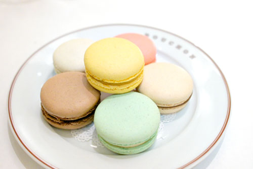 Bouchon Macarons