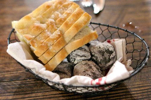 Focaccia, Pane Nero di Seppia