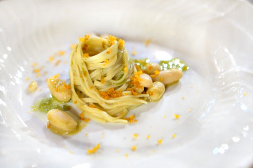 Spaghetti cozze, bottarga e fagioli