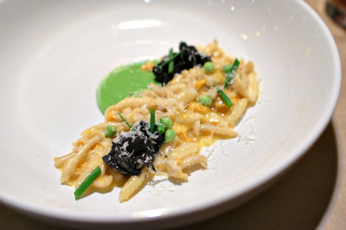 Cavatelli - Uni Ragù - English Pea Purée - Poached Mushrooms - Fromage Noir