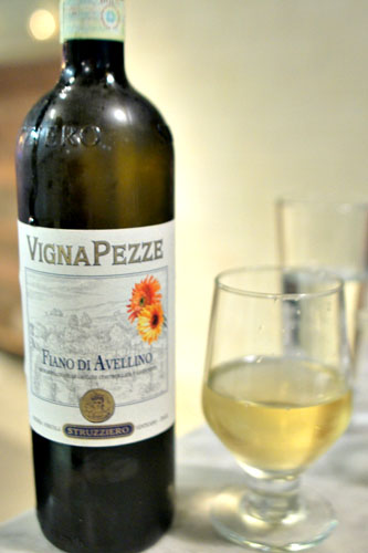 Fiano di Avellino 2011, Struzziero 'Vigna Pezze', Campaina, Italy