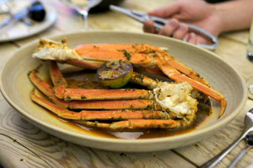 STEAMED SNOW CRAB
