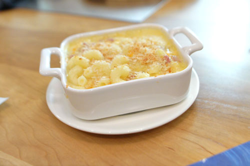 MACARONI AND CHEESE