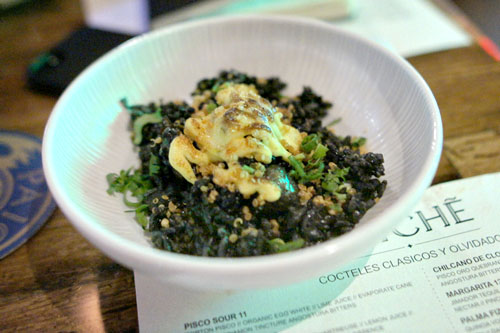 Arroz con Conchas Negras y Erizo