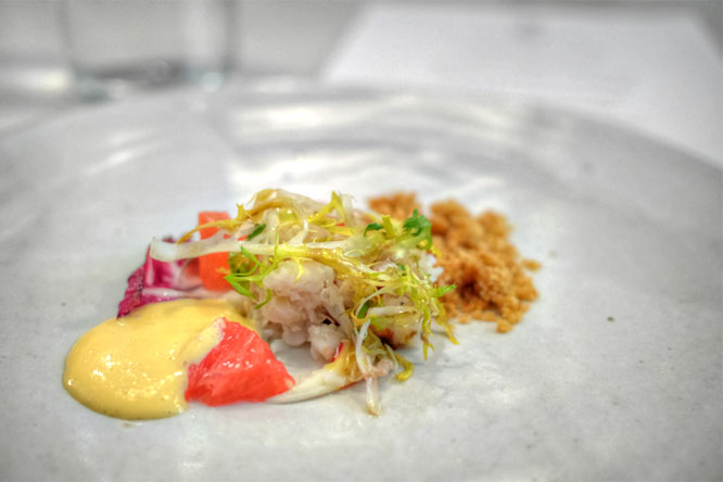 warm salad of chicory, crab & grapefruit with smoky breadcrumbs