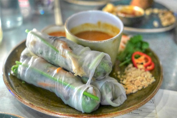 grilled pork spring roll 