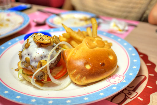 Kitty Mushroom Beef Burger