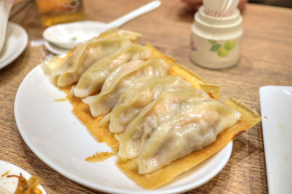 #91 - Shrimp & Pork Pot Stickers (6 pcs)