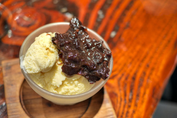 Honey Vanilla Ice Cream with Okinawan Black Sugar Sweet Red Bean