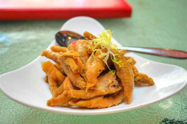 Chicken Feet with Spicy Salt