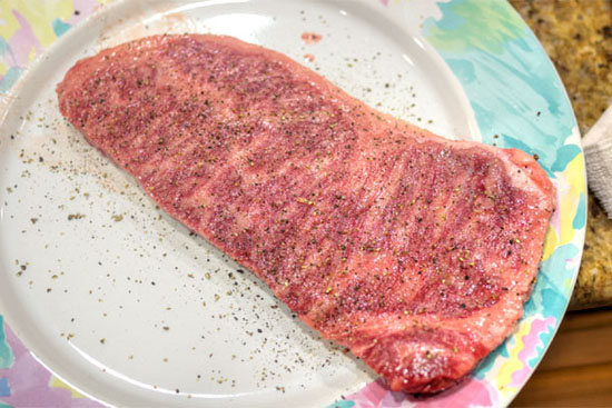 Cast Iron DeBragga Steak: Seasoned