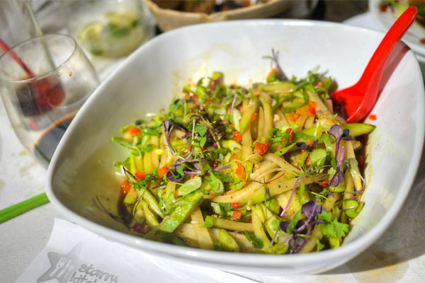 CANTO-STYLE CHAYOTE, ENOKI+GOJI BERRY STIR-FRY