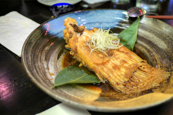 Dashi-simmered Stingray Fin