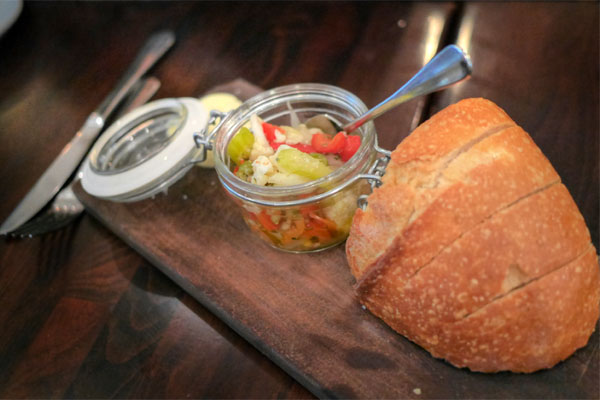 BREAD & GIARDINIERE