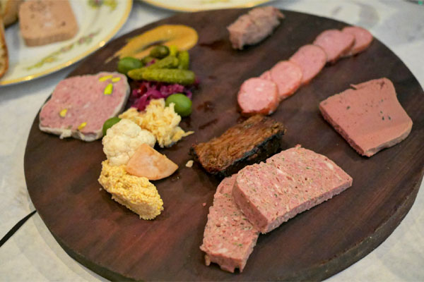 Assiette de Charcuteries