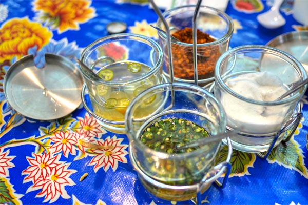 Pok Pok Phat Thai Condiments