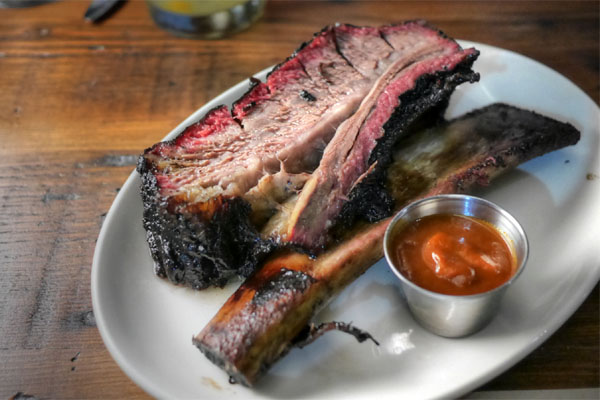 Dry rubbed smoked shortribs, Quinn's Western Sweet