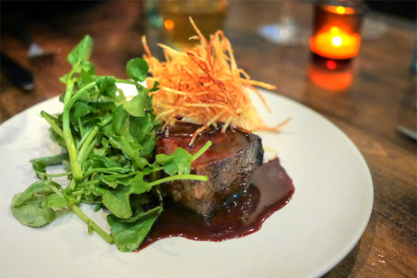 Steak au Poivre, DFC potato, salade de cresson