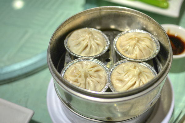 Steamed Juicy Pork Dumplings