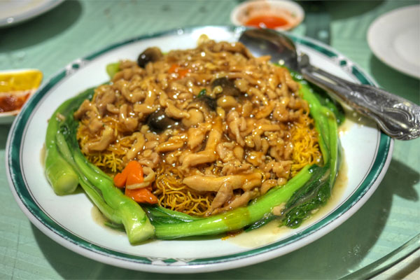 Rice Noodles Dry Stir Fried w/ Beef