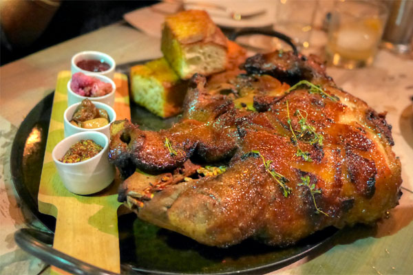 Roasted Glazed Pig Head