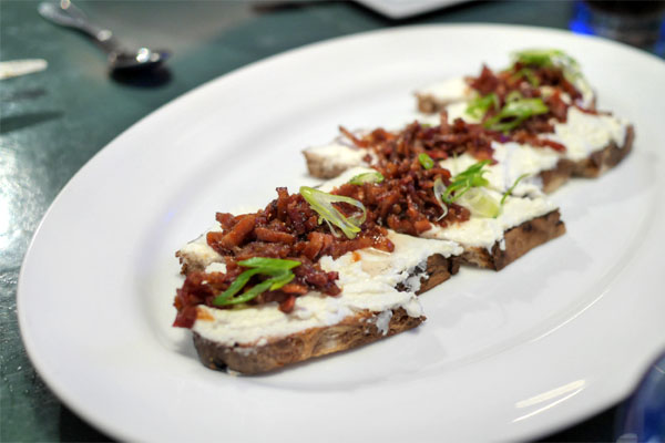 Warm goat cheese Tartine / sourdough toast, bacon vinaigrette