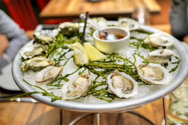 oysters, lemon, bread & butter mignonette - 12