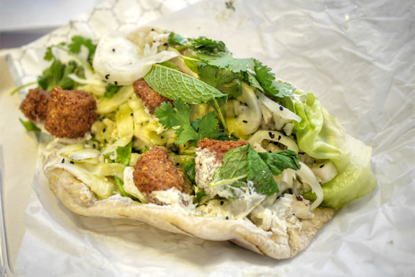 Green / Falafel (Sandwich)