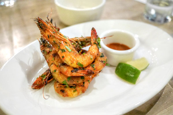 Vietnamese 'Sunbathing' Prawns