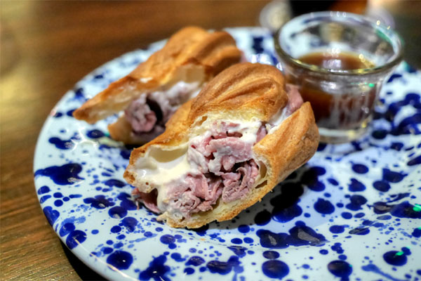 French Dip Eclair