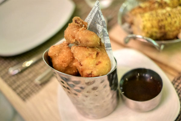 cauliflower & onion pakoras