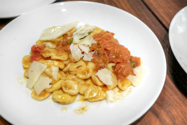 Orecchiette, Pomodoro, Parmesan