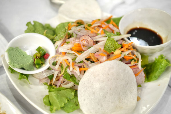 Goi Ca Hong Binh Dan - Fresh Red Snapper Sashimi Salad