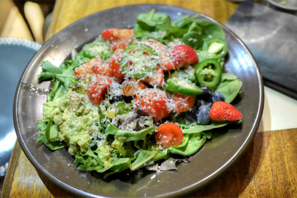 Seasonal Salad Counter